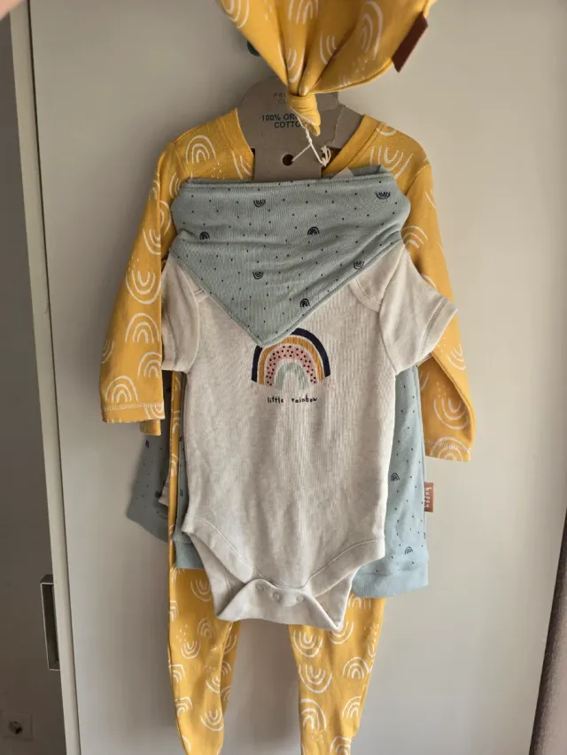 Conjuntos gemelos 6-9 meses (74 cm)