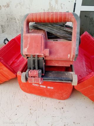 Aspirador Hilti VC 40 y Rozadora Hilti DC-SE20