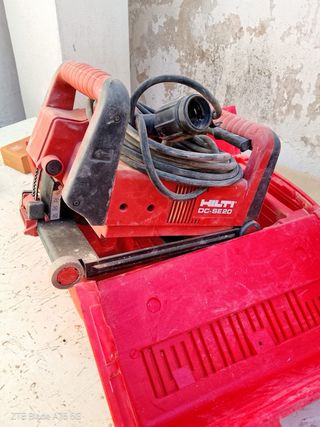 Aspirador Hilti VC 40 y Rozadora Hilti DC-SE20