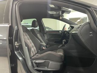 Volkswagen Golf GTI 2.0 TSI 220 CV 2016