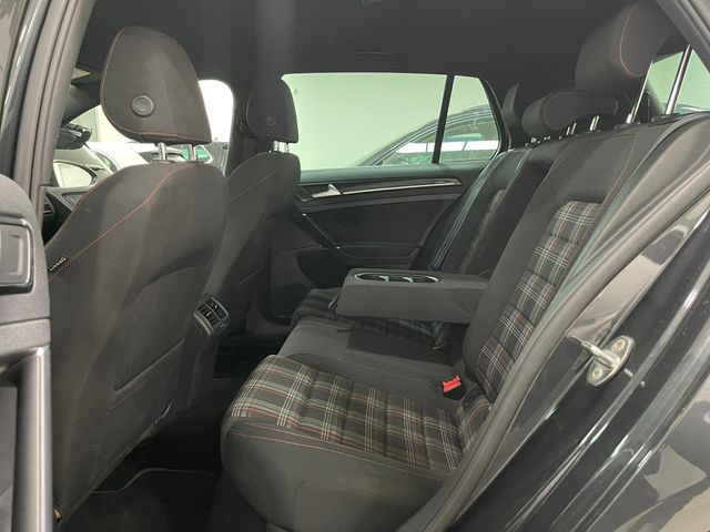 Volkswagen Golf GTI 2.0 TSI 220 CV 2016