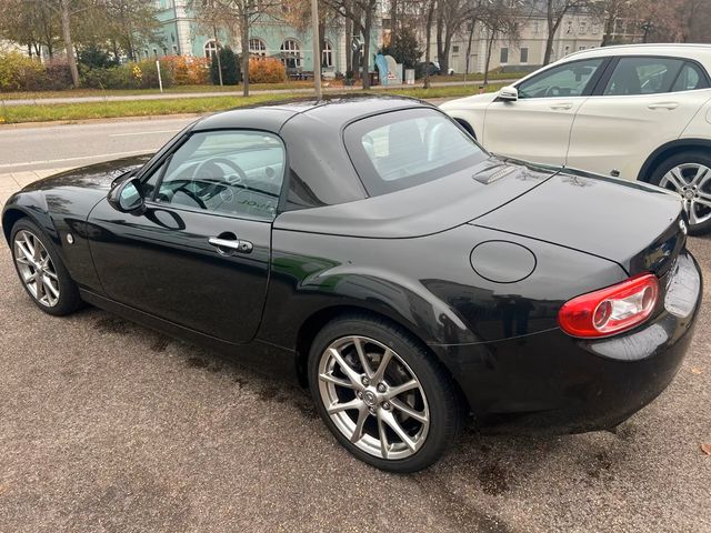 Mazda MX‐5 1.8 Kaminari Roadster Negro con Blanco