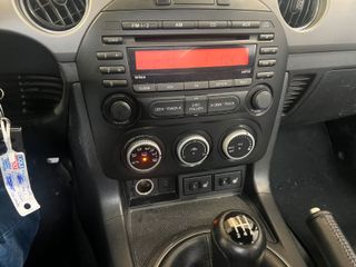 Mazda MX‐5 1.8 Kaminari Roadster Negro con Blanco