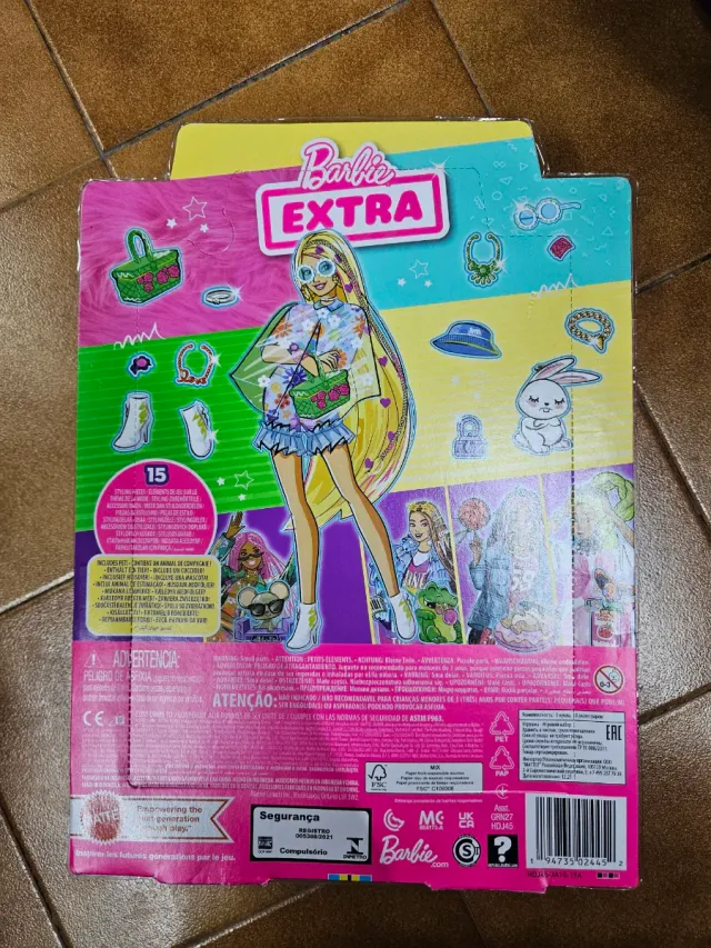 Barbie Extra Muñeca con Accesorios