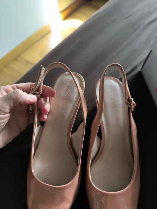 Sandalias Graceland Tacon Bajo Beige/Rosa