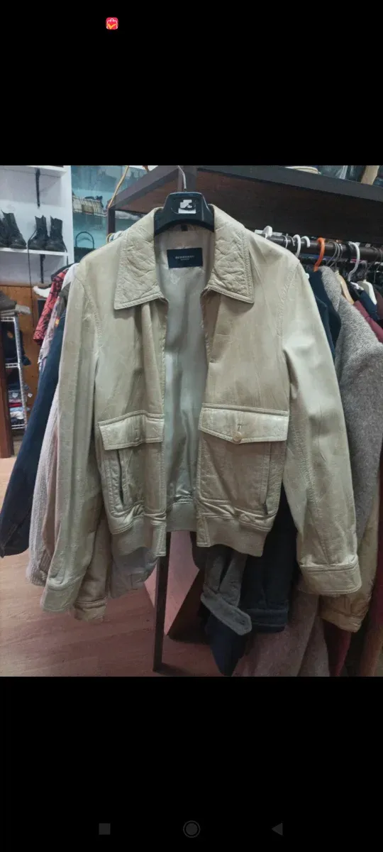 Chaqueta bomber beige