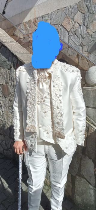 Traje Novio Gitano Blanco y Dorado hecho a mano