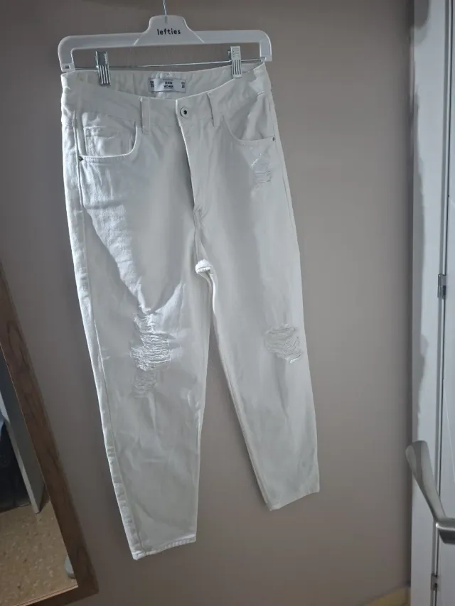 Pantalones blancos Lefties rotos Talla M
