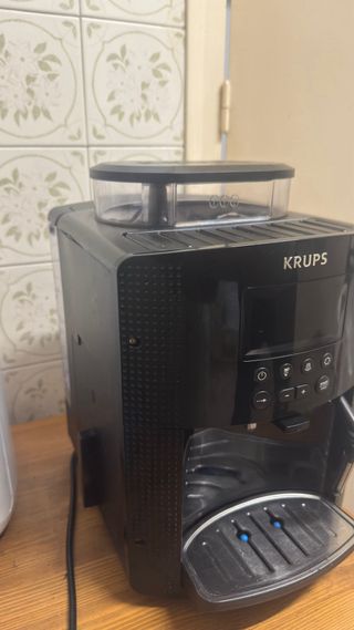 Cafetera Krups Superautomática Negra