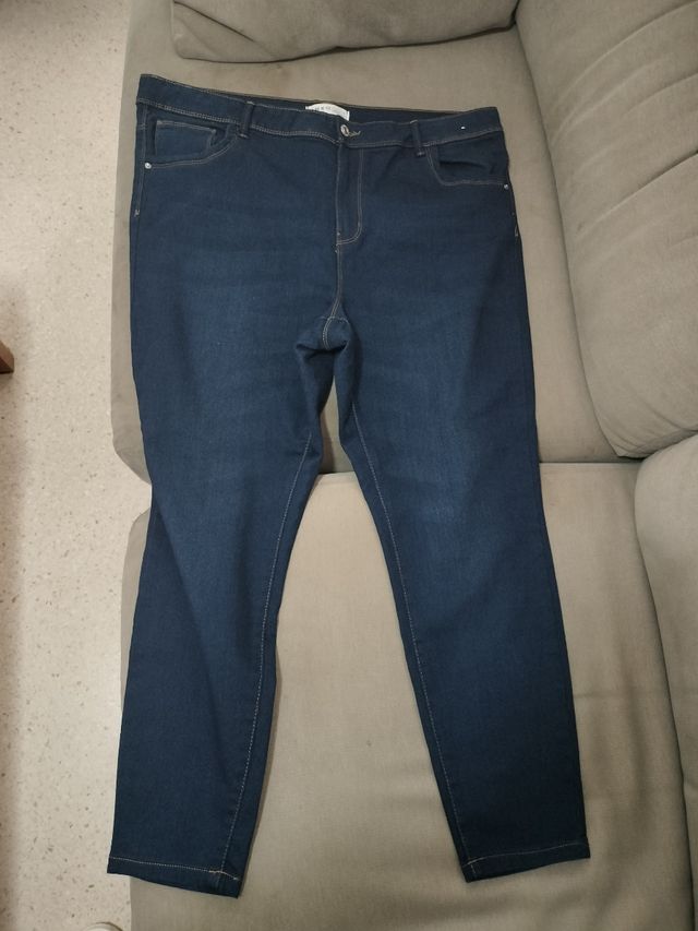 Vaquero azul oscuro talla 48