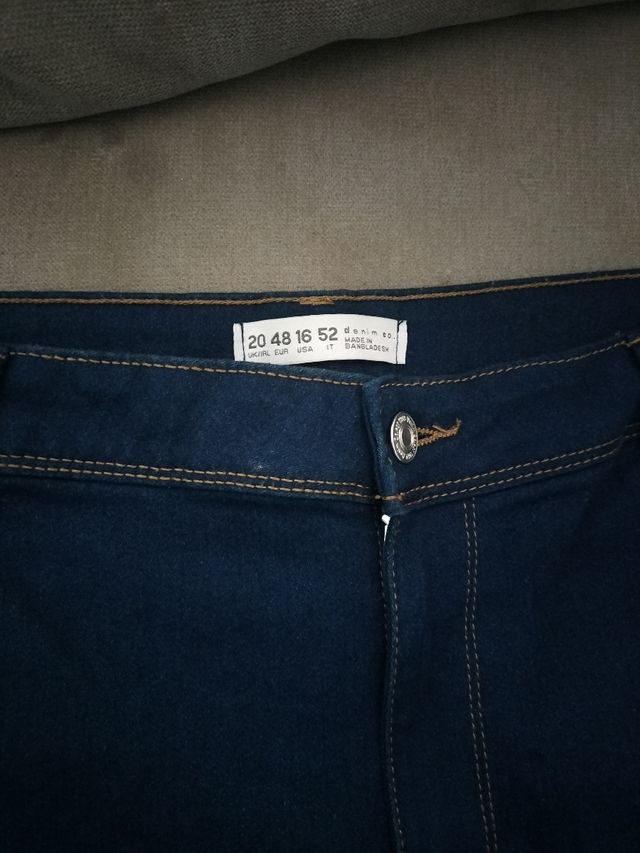 Vaquero azul oscuro talla 48