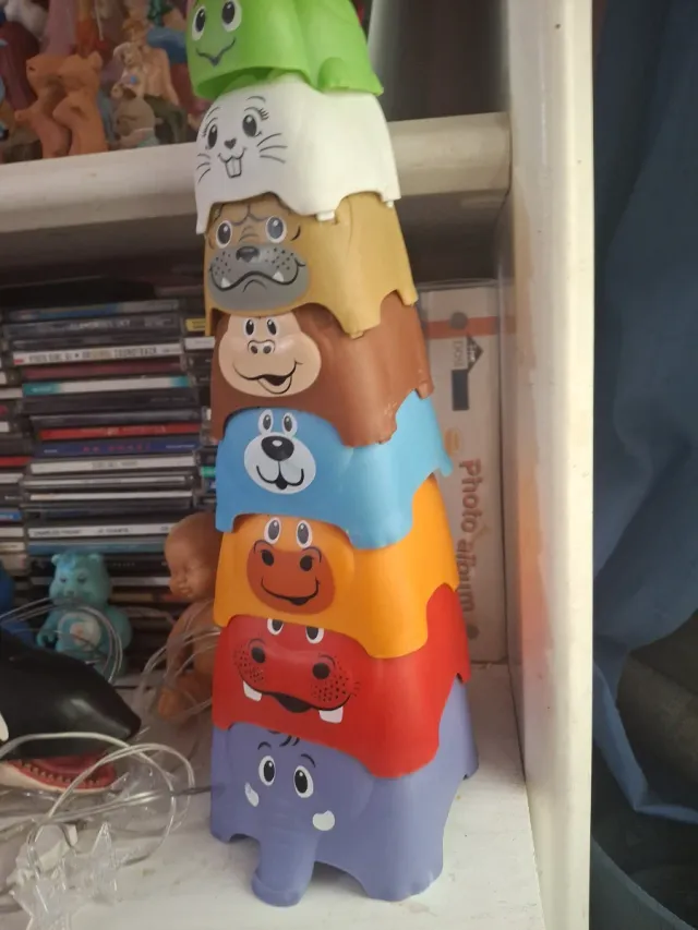 Juguetes apilables de animales para bebés