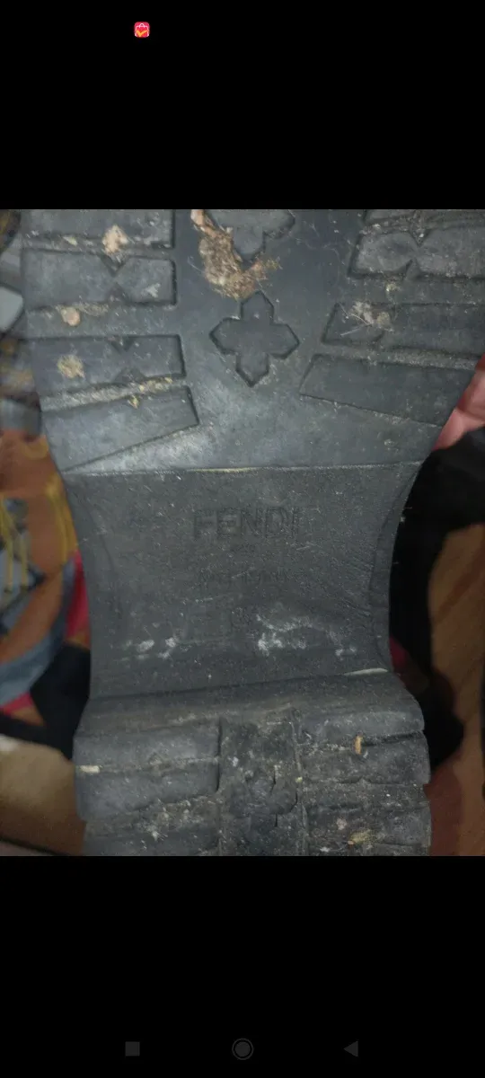 Botas Fendi Negras y Multicolor