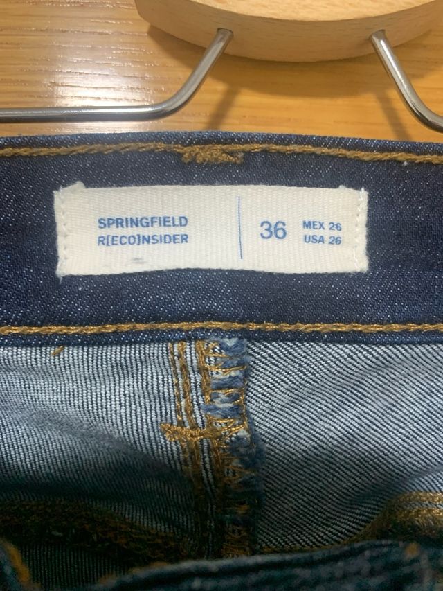 Pantalón vaquero oscuro chica