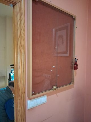 Vetrine in vetro e legno