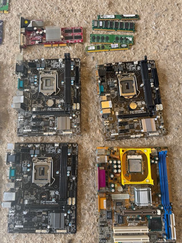 7 Placas Base PC Variadas