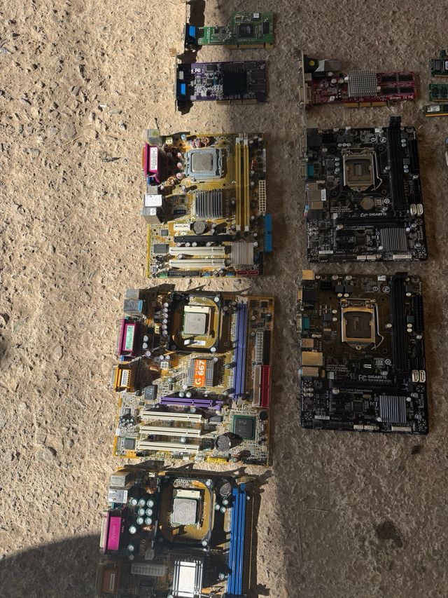 7 Placas Base PC Variadas