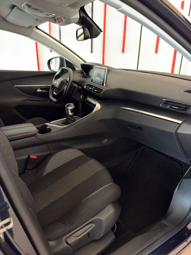 Peugeot 5008 DIESEL 1.5HDI 130CV 7 plazas 2018