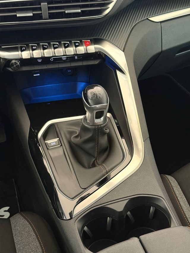 Peugeot 5008 DIESEL 1.5HDI 130CV 7 plazas 2018