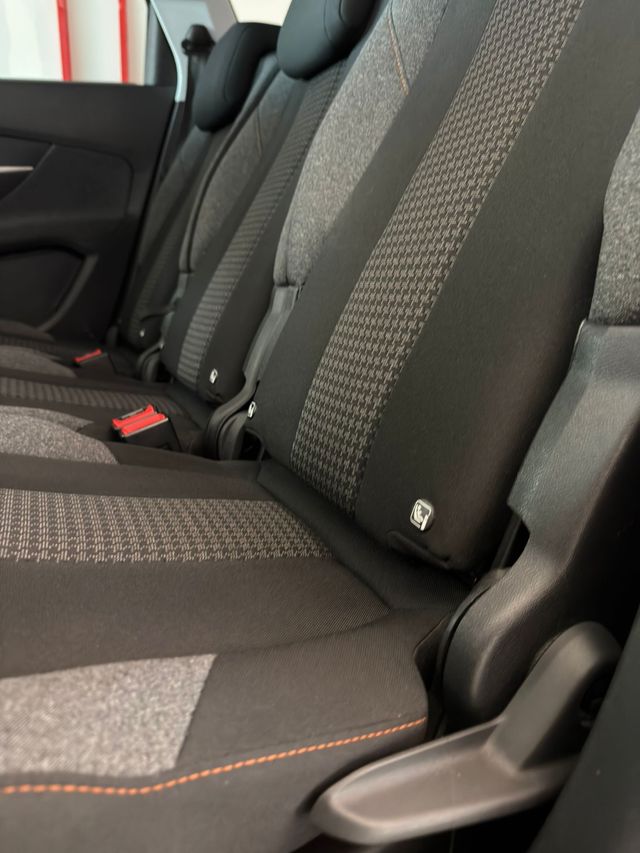 Peugeot 5008 DIESEL 1.5HDI 130CV 7 plazas 2018