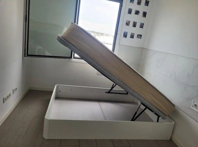 Canapè ribaltabile bianco