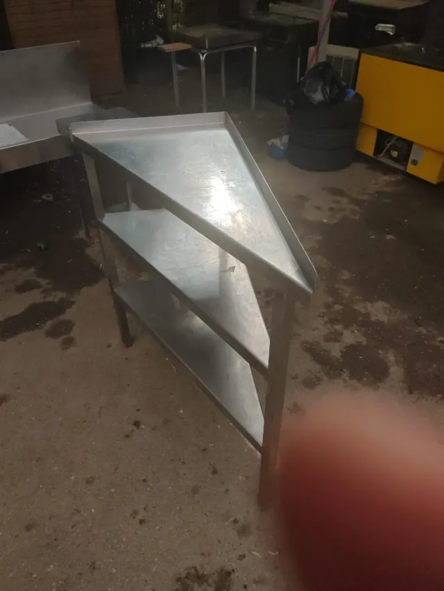 Scaffale in acciaio inossidabile