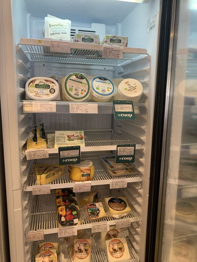 Vitrina expositora refrigerada..