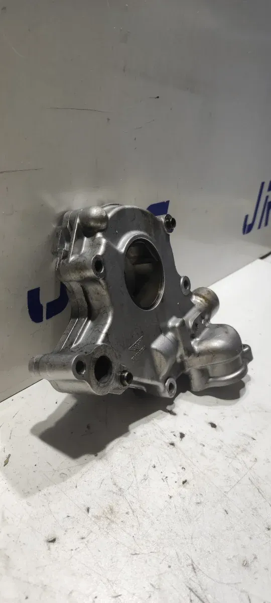 39 BOMBA DE ACEITE SUBARU FORESTER 2.0D