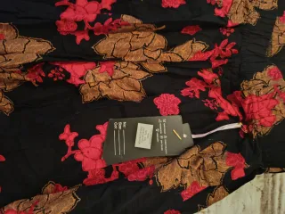 Falda pantalón estampada flores