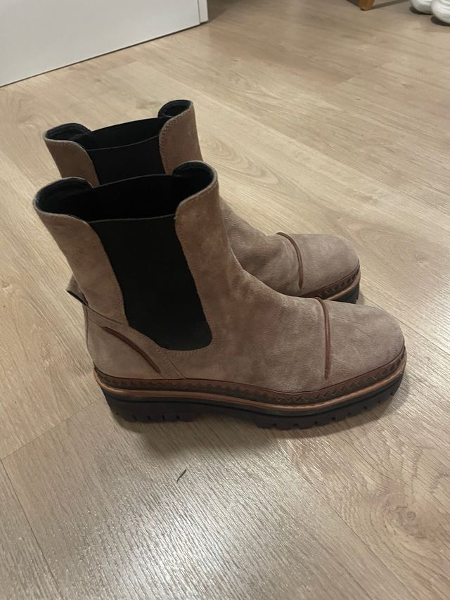 Botines beige/marrón talla 38