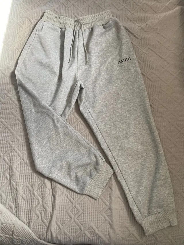 Pantalón chándal AMIRI gris