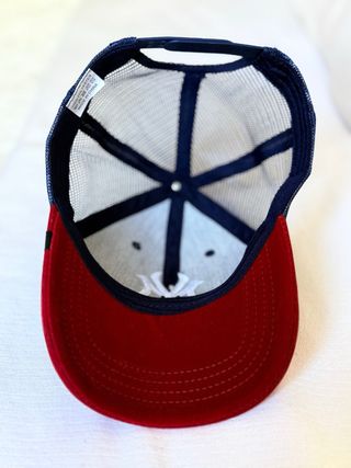 Gorra New York gamuza azul y roja