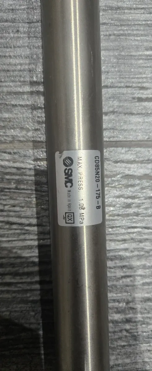 Lote 10 Cilindros Neumáticos SMC varias medidas