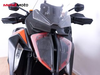 KTM 1290 SUPER DUKE GT ABS