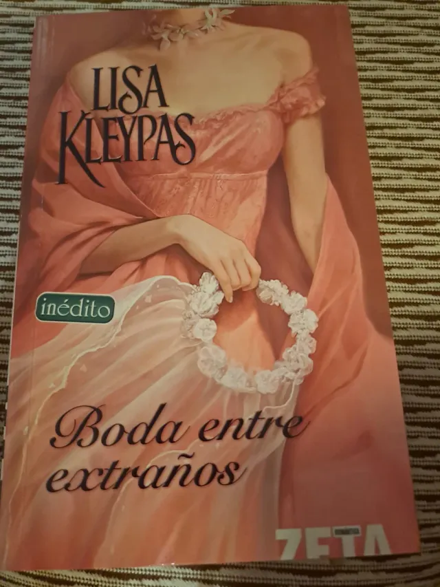 Una dama a sueldo. Boda entre extraños