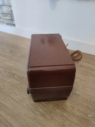 Radio Vintage Ascar Marrón