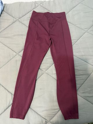 Mallas deportivas moradas