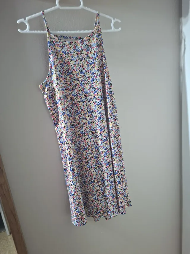 Vestido playero sirve para tallas s/m es ancho