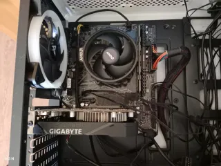 Ordenador Gaming Ryzen 5+16gb ddr4