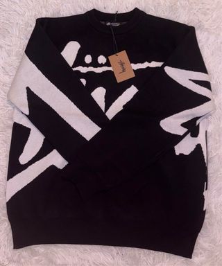 Malha Stussy Preta e Branca