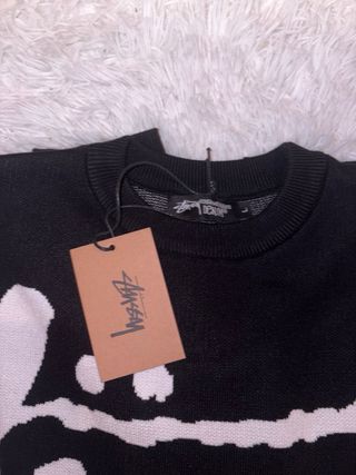 Malha Stussy Preta e Branca