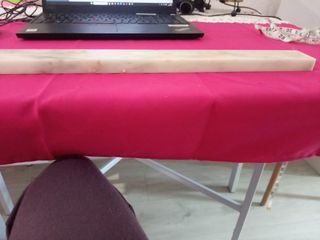 Tira de mármol natural 73 x 6 x 2 cm.