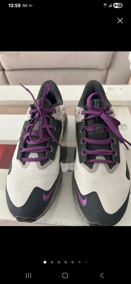 Nike Pegasus Morado Blanco Talla40 equivale a 39