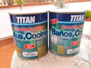 Lote 2 botes esmalte azulejos Baños y cocinas.