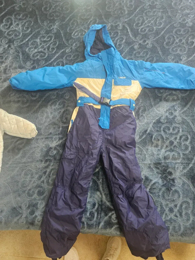 Mono de nieve infantil azul y amarillo