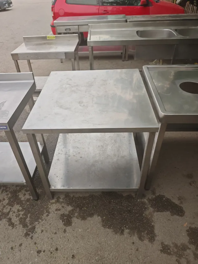 Mesa de acero inoxidable