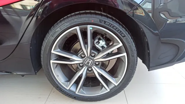Llantas 18" Civic FL5 y neumáticos Michelin Nuevos