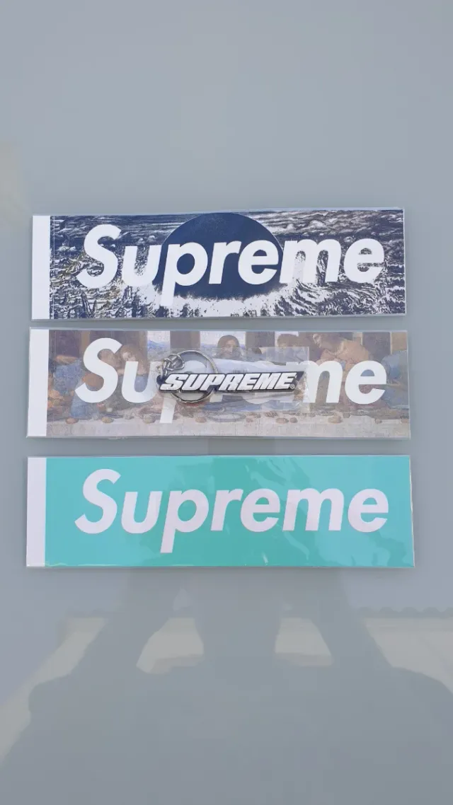 Llavero Supreme Negro Bevel Logo Box