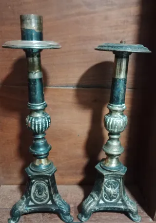 Antigüedades: Candelabros.