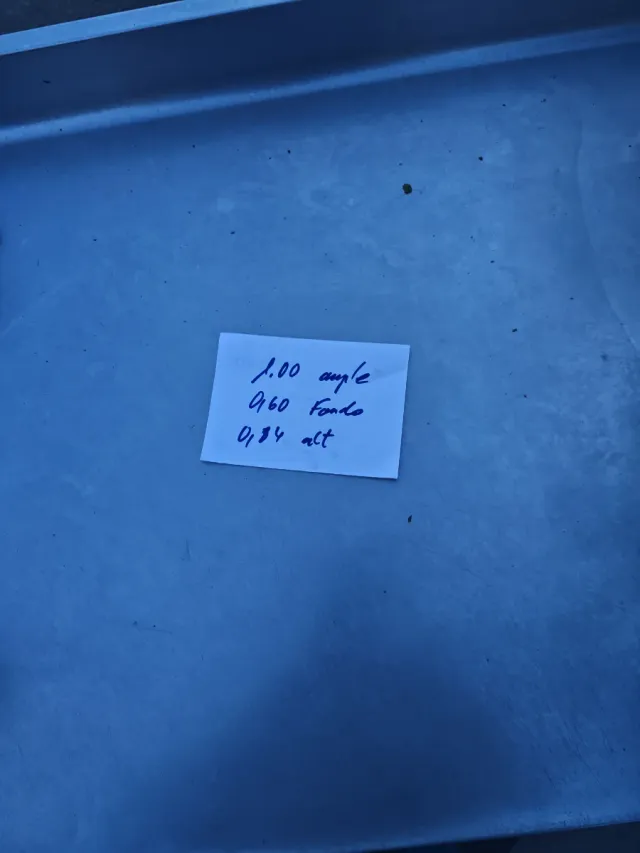 Tavolo in acciaio inossidabile